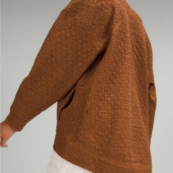 SALE EUC Lululemon rippled v-neck sweatshirt pullover in copper, 10 - Picture 3 of 8